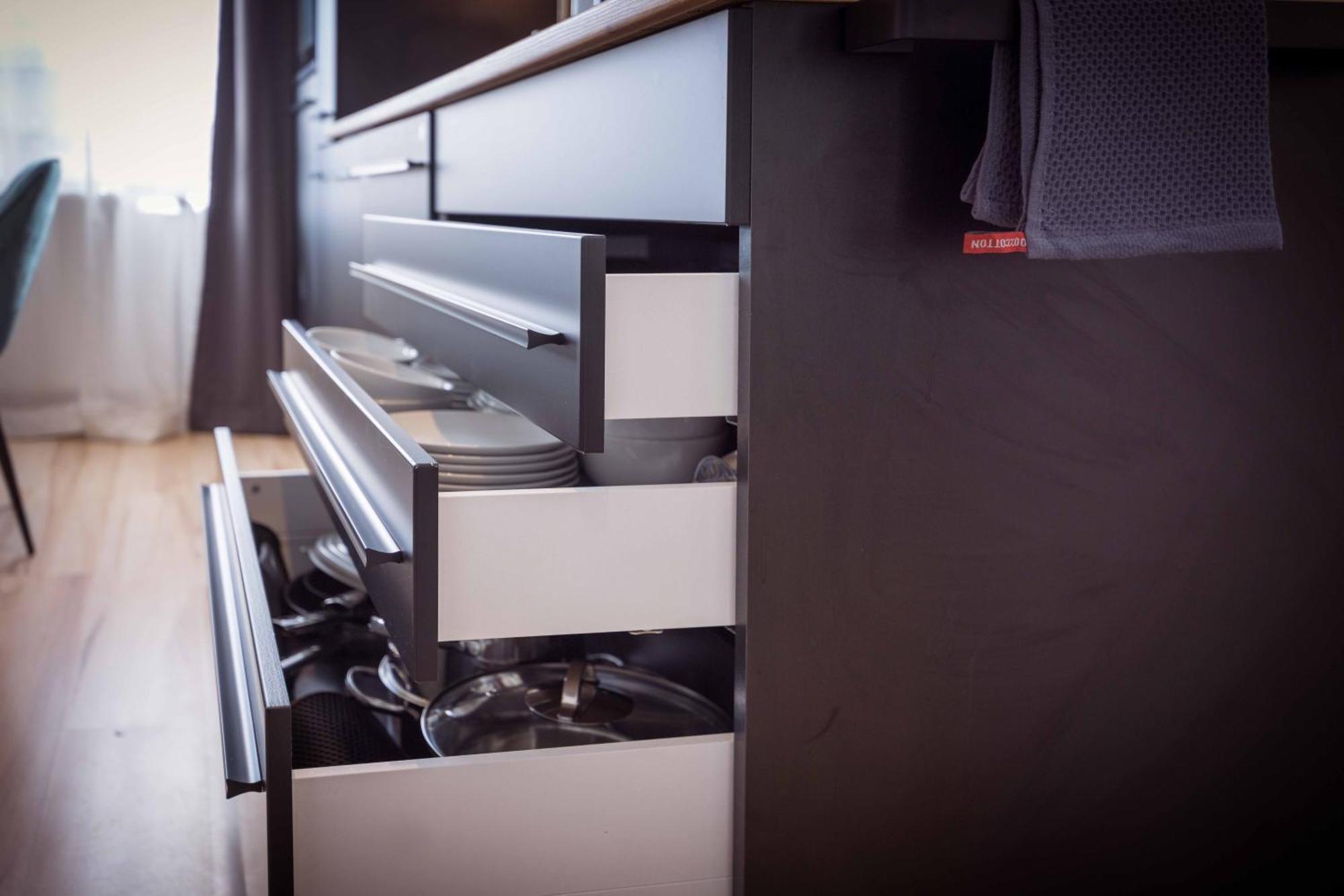 Schillerapartment Hof, Kueche, 24H Digital-Checkin, Parkplatz, Wlan250Mbit Hof  Bagian luar foto