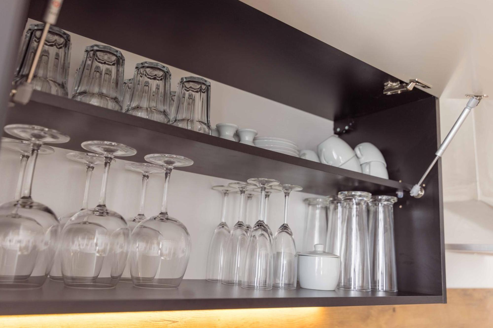 Schillerapartment Hof, Kueche, 24H Digital-Checkin, Parkplatz, Wlan250Mbit Hof  Bagian luar foto